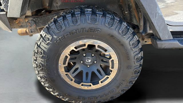 Used 2018 Jeep Wrangler Unlimited Willys Wheeler image 28