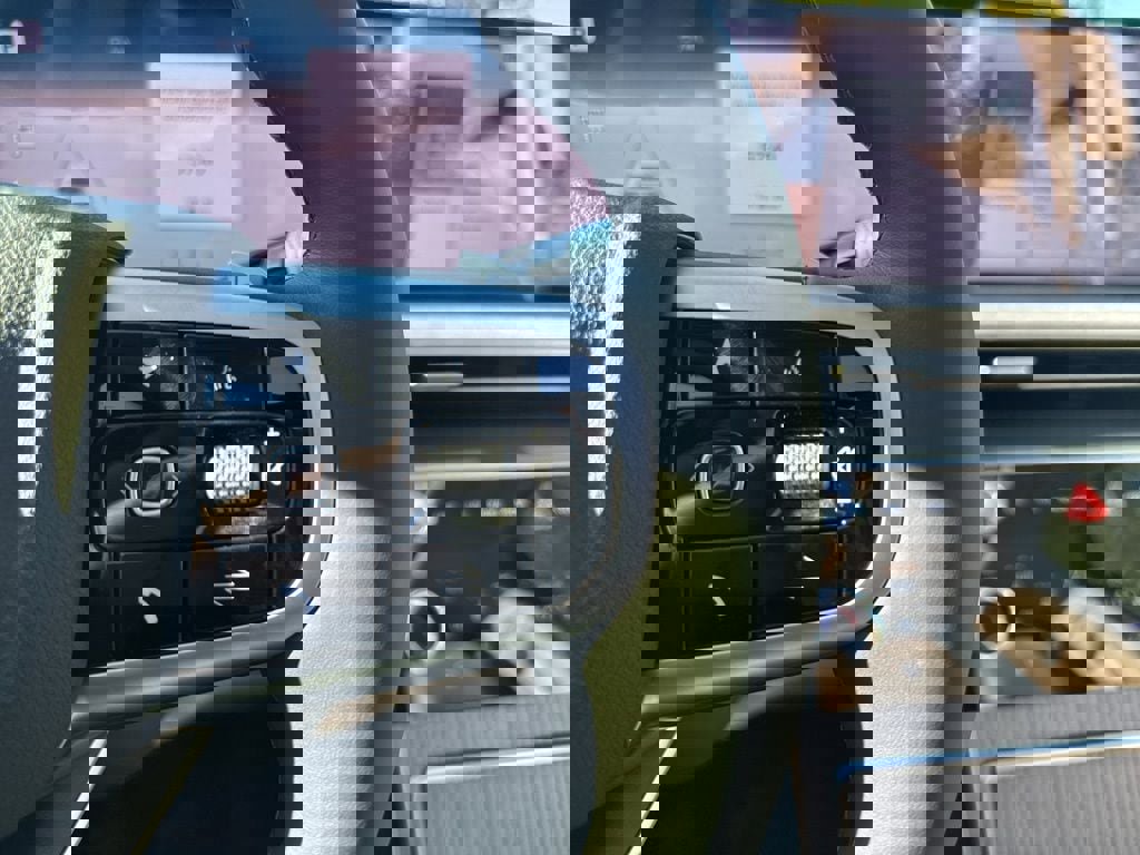 New 2026 Genesis GV80 2.5T Prestige image 16