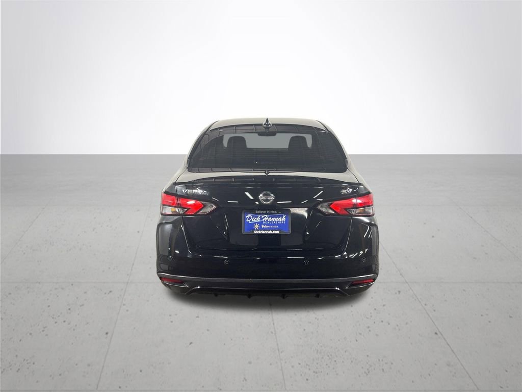 Used 2020 Nissan Versa SV FWD image 7
