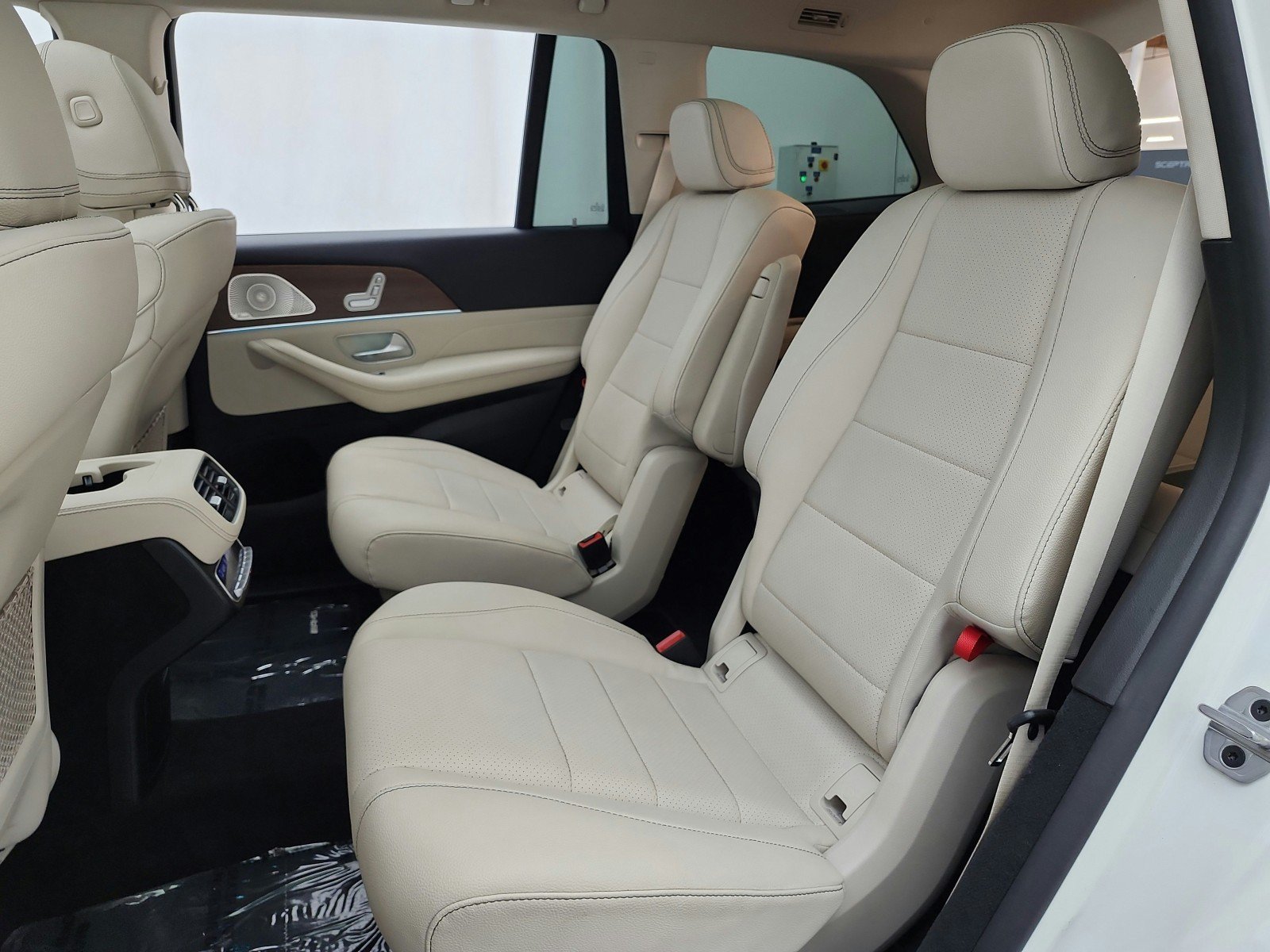 Certified 2022 Mercedes-Benz GLS 450 4MATIC image 15