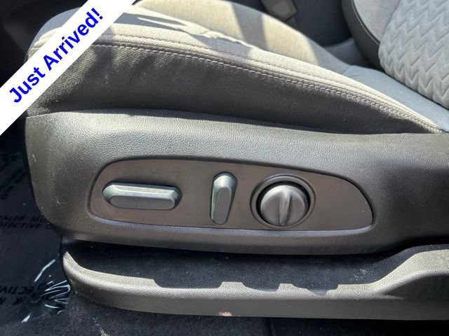 Used 2022 Chevrolet Equinox LT FWD image 16