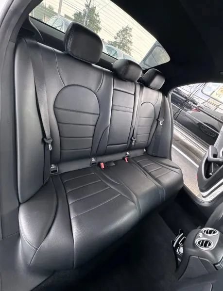 Used 2019 Mercedes-Benz C 300 Sedan image 24