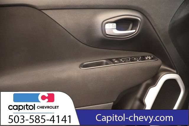 Used 2020 Jeep Renegade Sport FWD image 11