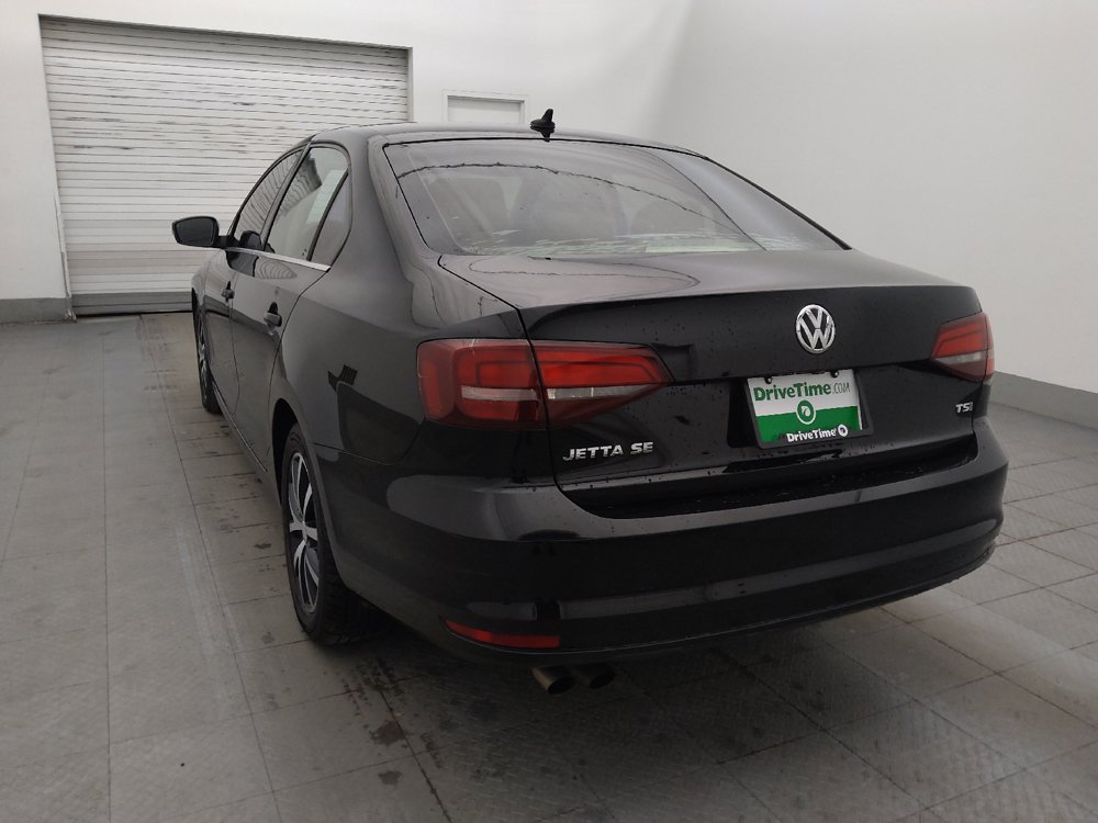 Used 2018 Volkswagen Jetta SE FWD image 5
