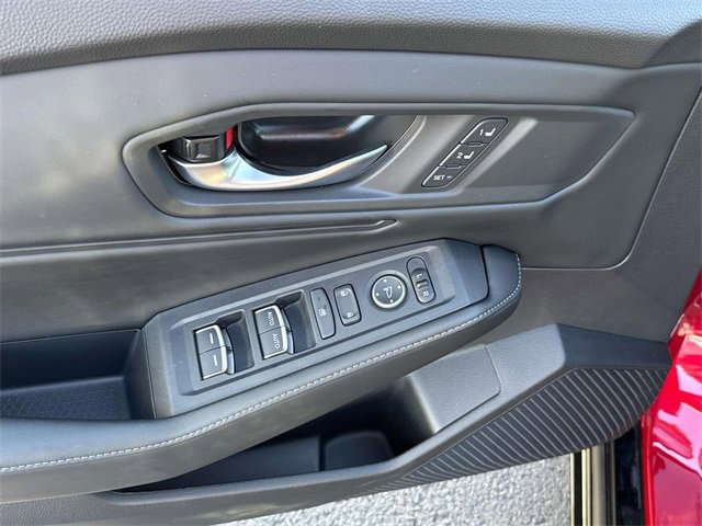 Used 2025 Honda Accord Sport image 11
