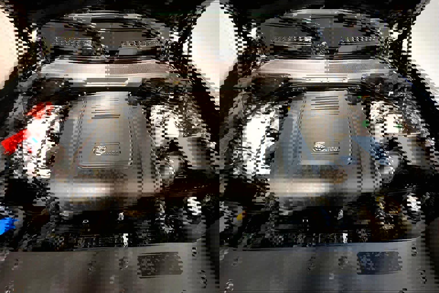 Used 2021 Land Rover Defender 110 image 30