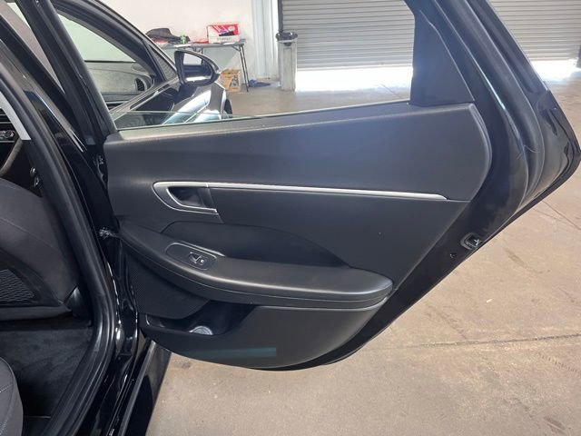 Used 2023 Hyundai Sonata SEL w/ Cargo Package image 15
