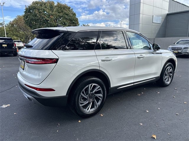 Certified 2024 Lincoln Corsair AWD w/ Equipment Group 101A image 5