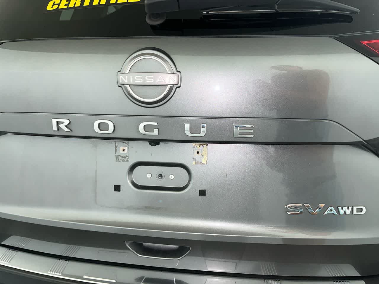 Used 2022 Nissan Rogue SV AWD/4WD image 11