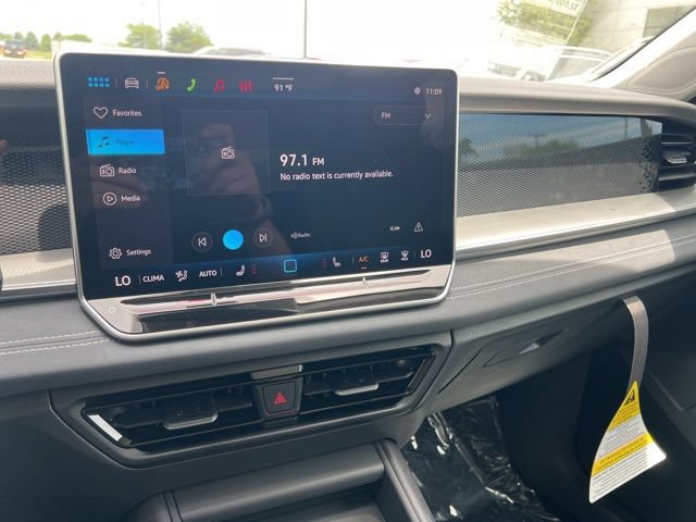 New 2026 Volkswagen Tiguan SE AWD/4WD image 17