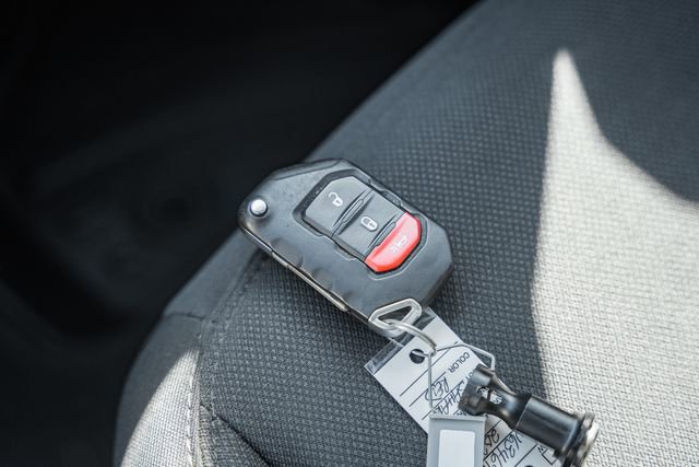 Used 2021 Jeep Wrangler Unlimited Sahara image 52