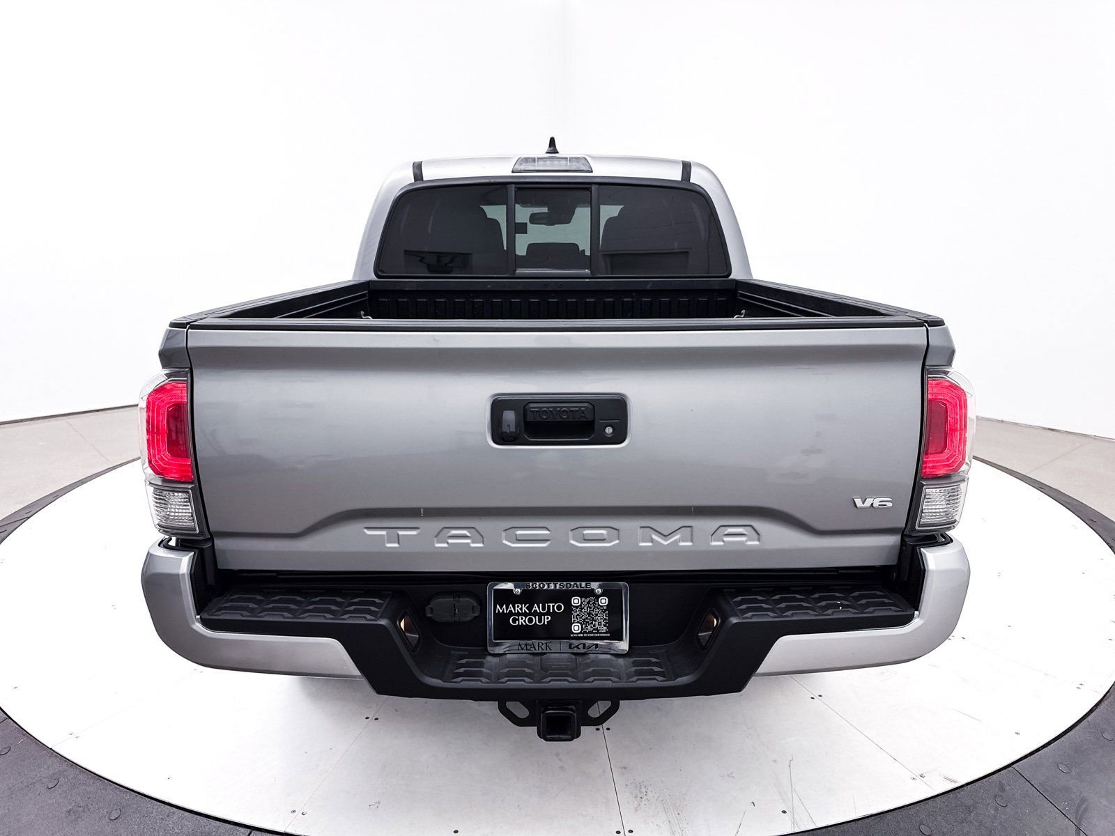 Used 2020 Toyota Tacoma TRD Sport image 13
