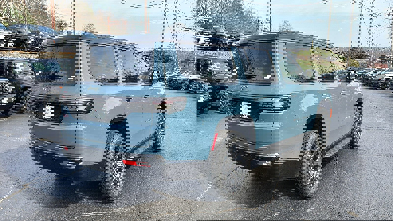 New 2026 Jeep Grand Wagoneer 4WD image 6