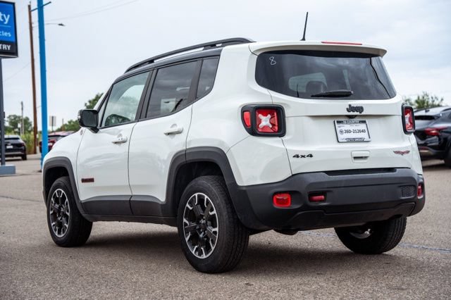 Used 2023 Jeep Renegade Trailhawk AWD/4WD image 7