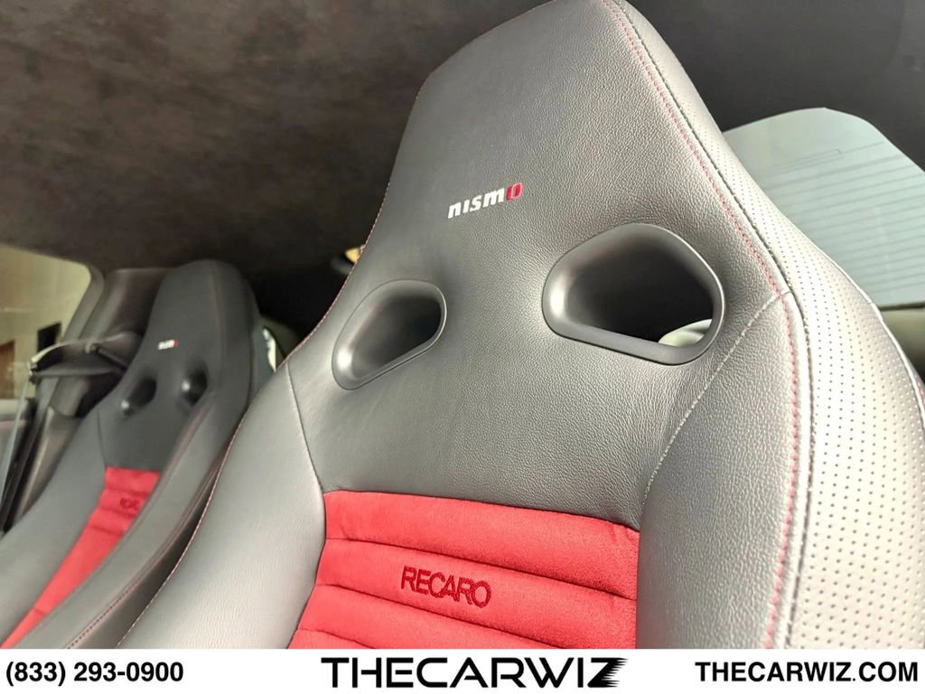 Used 2018 Nissan GT-R NISMO AWD/4WD image 69