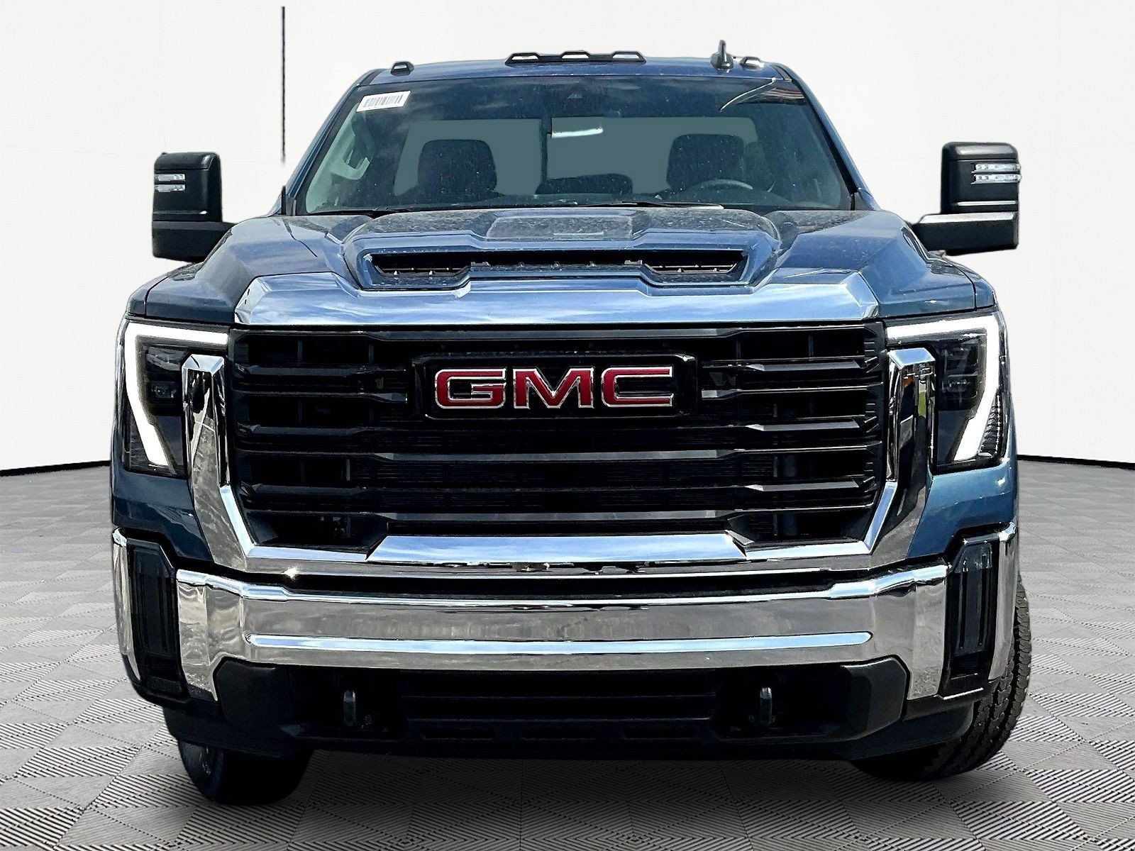 New 2026 GMC Sierra 2500 Pro w/ Convenience Package AWD/4WD image 2