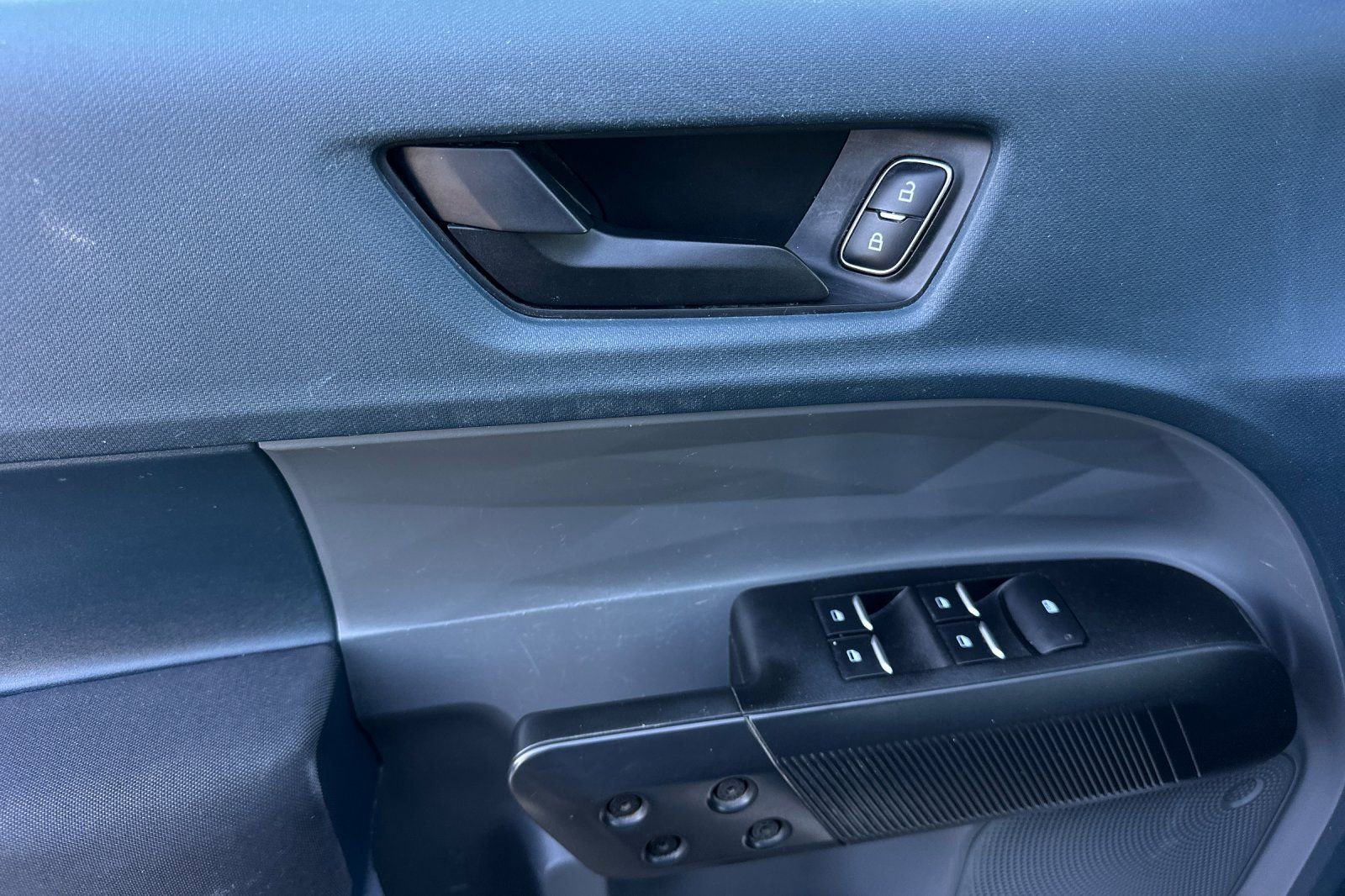 Used 2022 Ford Maverick XL image 11