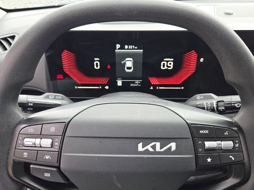 Used 2025 Kia K4 LXS image 22
