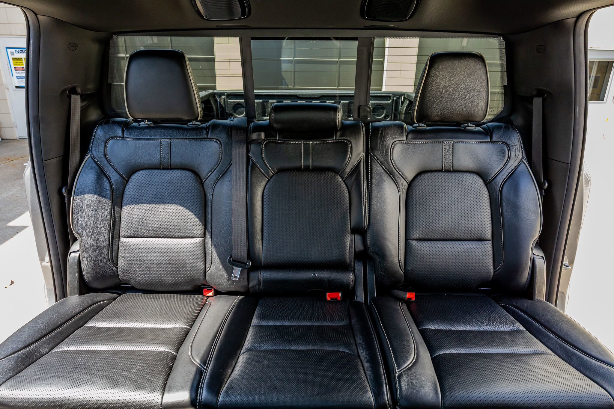 Used 2022 RAM 1500 Limited w/ Night Edition AWD/4WD image 34