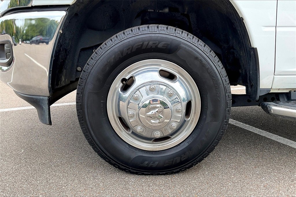 Used 2024 RAM 3500 Big Horn image 8