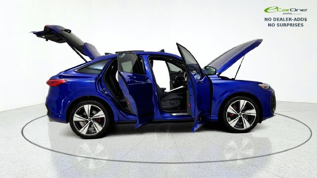 Used 2025 Audi SQ5 Premium Plus AWD/4WD image 19