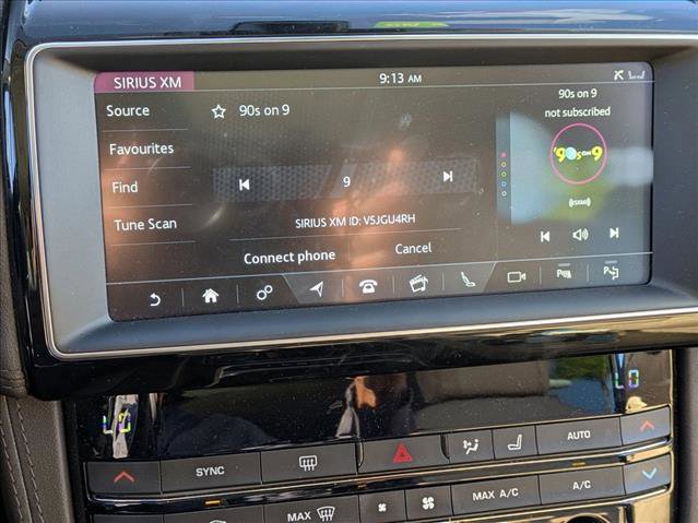 Used 2020 Jaguar F-PACE Prestige image 12