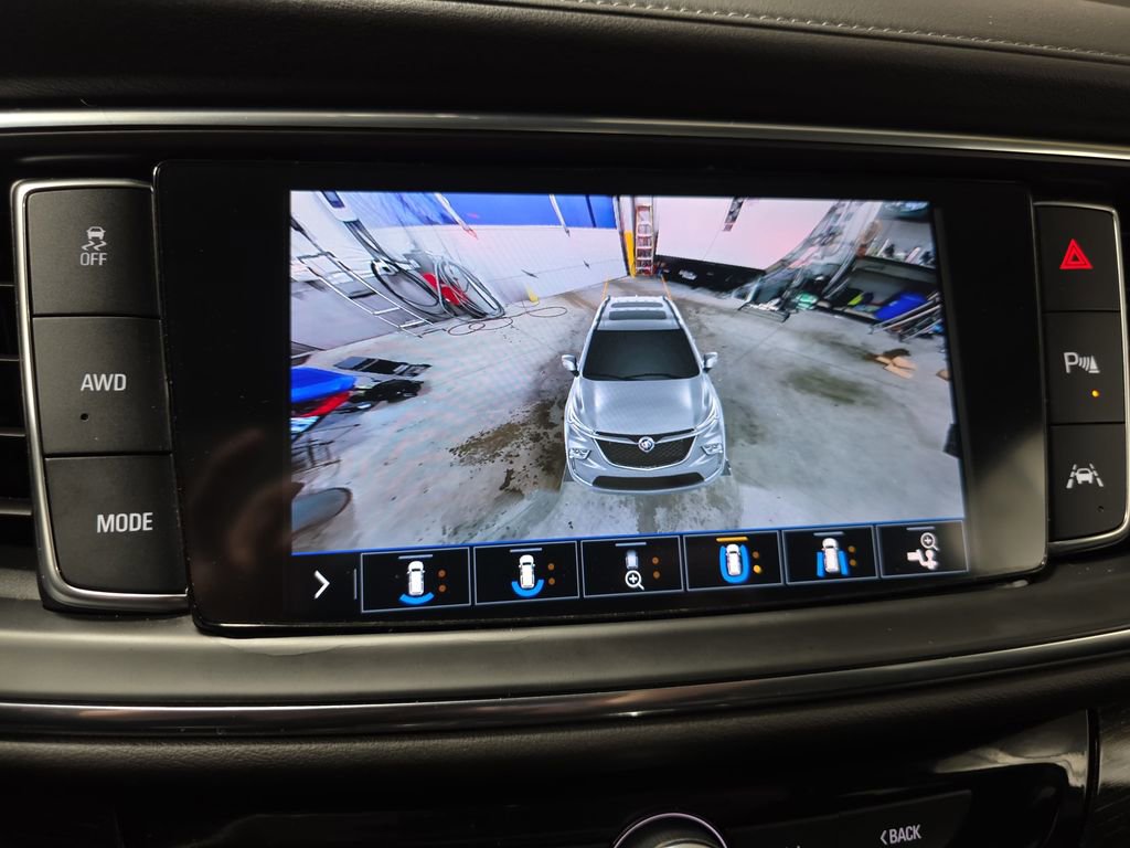 Used 2021 Buick Enclave Avenir w/ Avenir Technology Package image 29
