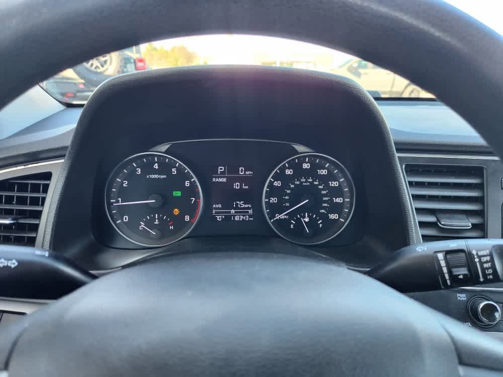 Used 2017 Hyundai Elantra SE image 22