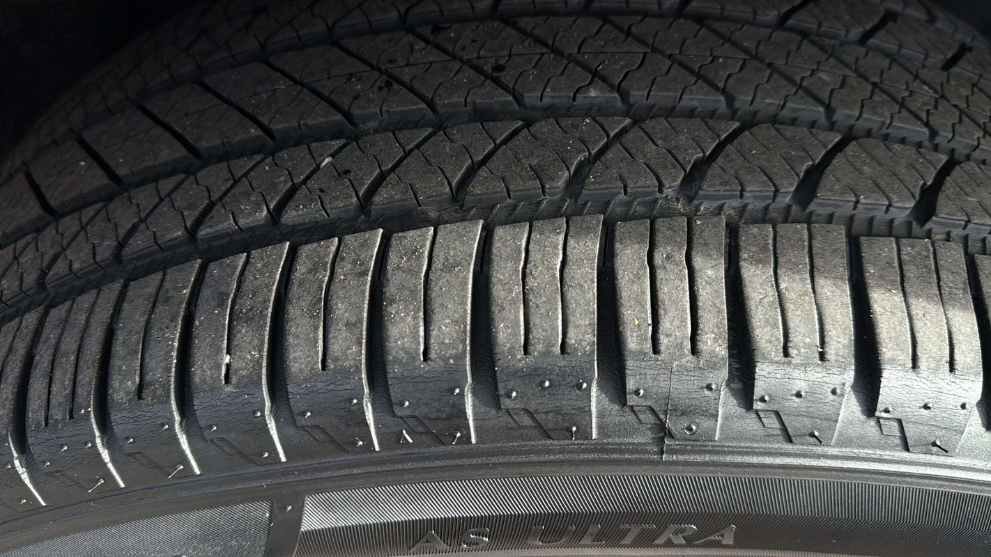 Used 2017 Jeep Grand Cherokee Altitude AWD/4WD image 23