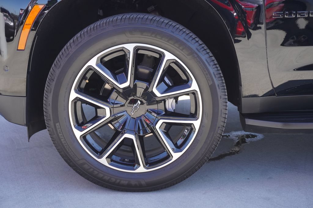 Used 2026 Chevrolet Suburban RST RWD image 26