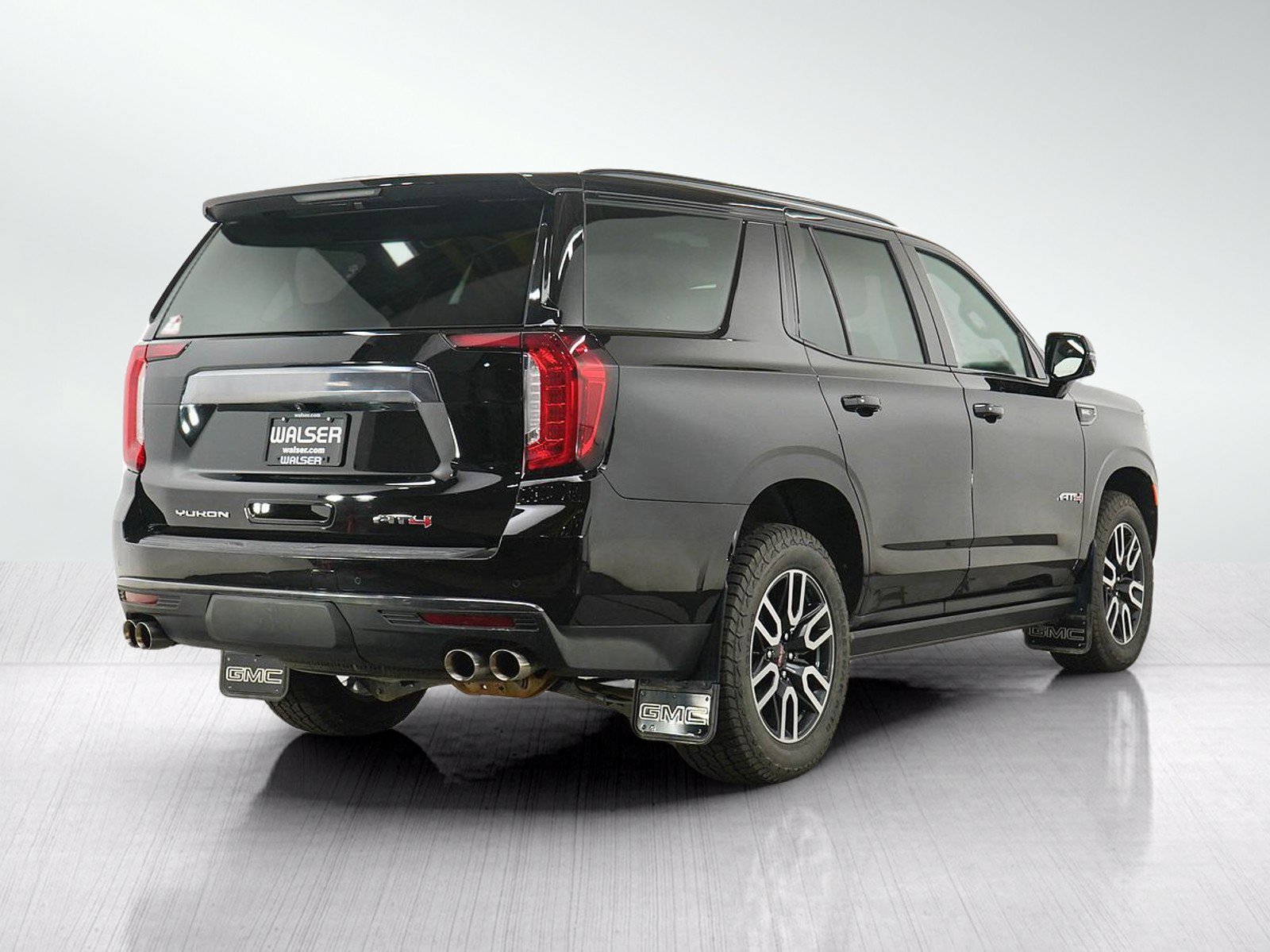 Used 2022 GMC Yukon AT4 w/ AT4 Premium Package AWD/4WD image 7
