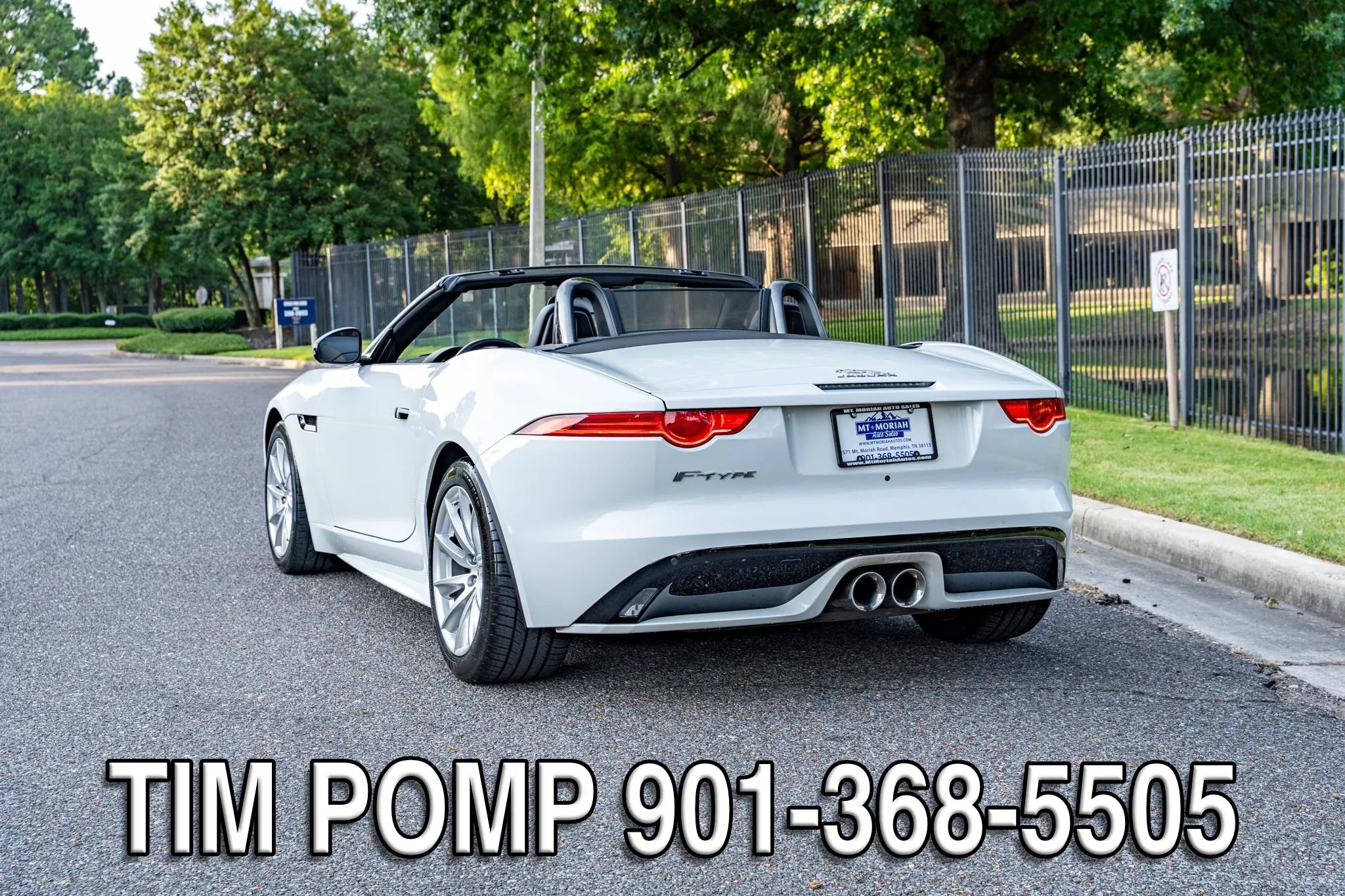 Used 2017 Jaguar F-TYPE Convertible RWD image 7