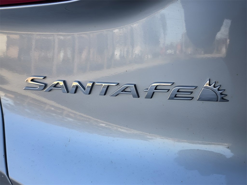 Used 2023 Hyundai Santa Fe SEL w/ Premium Package image 13