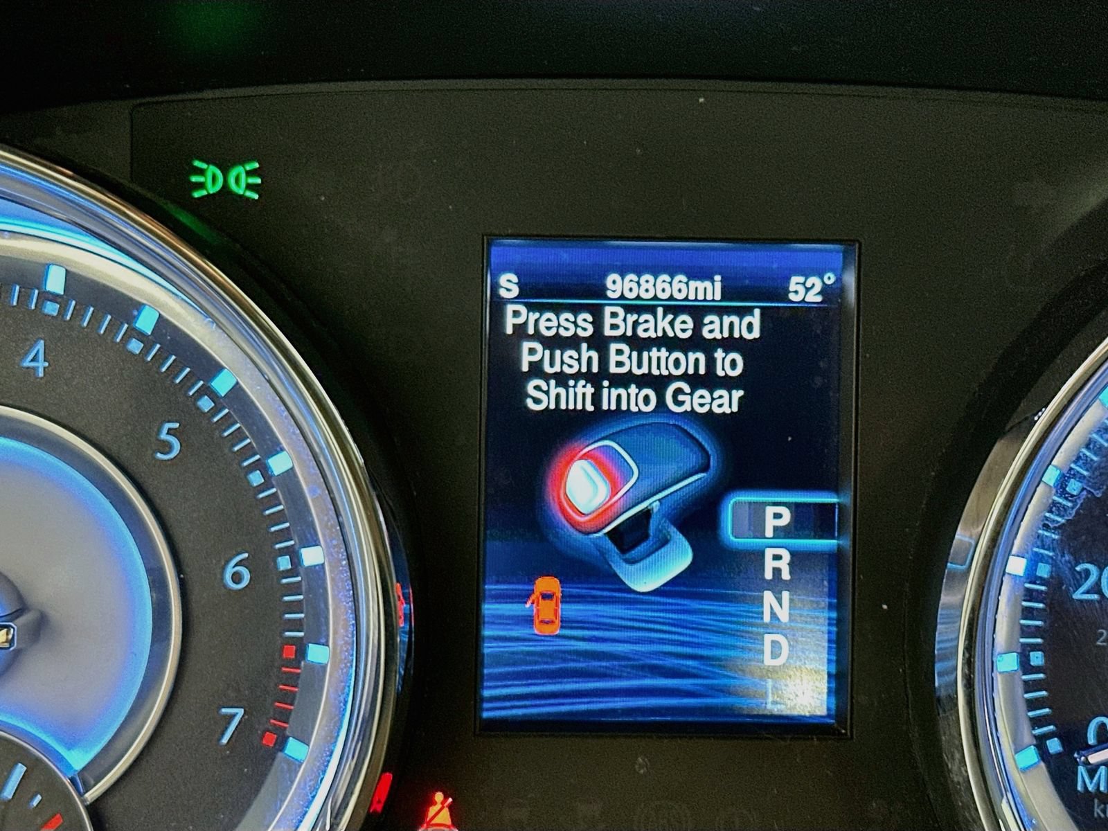 Used 2013 Chrysler 300 RWD image 13