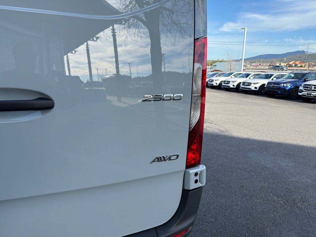 New 2025 Mercedes-Benz Sprinter 2500 image 9