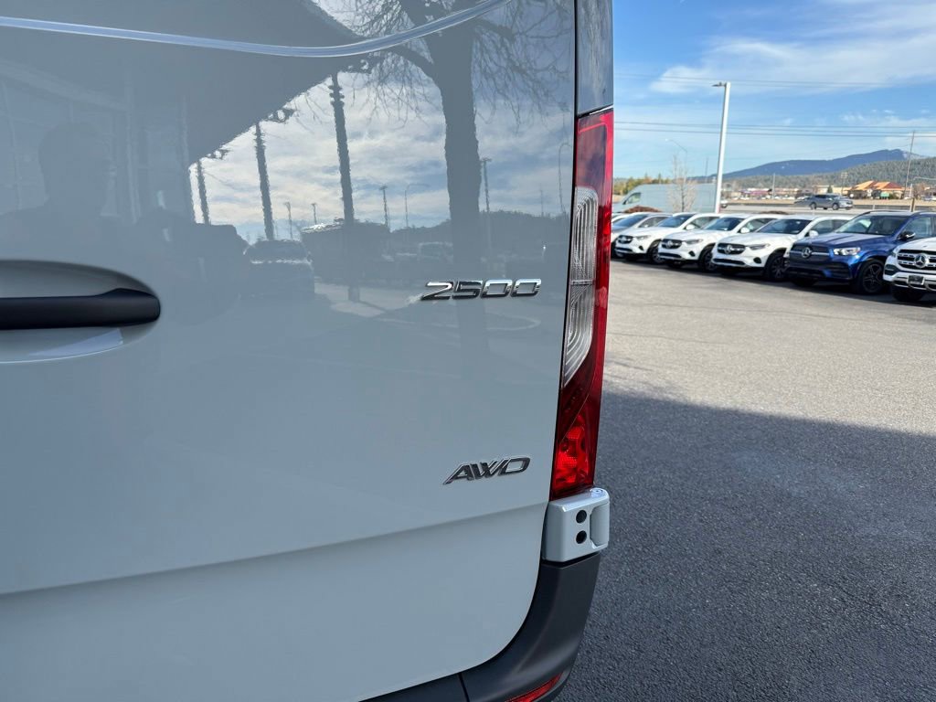 New 2025 Mercedes-Benz Sprinter 2500 image 9