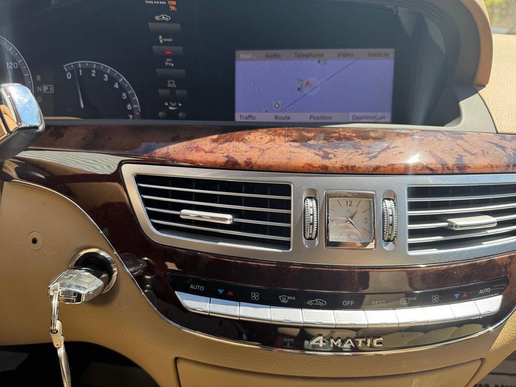 Used 2012 Mercedes-Benz S 550 4MATIC image 23