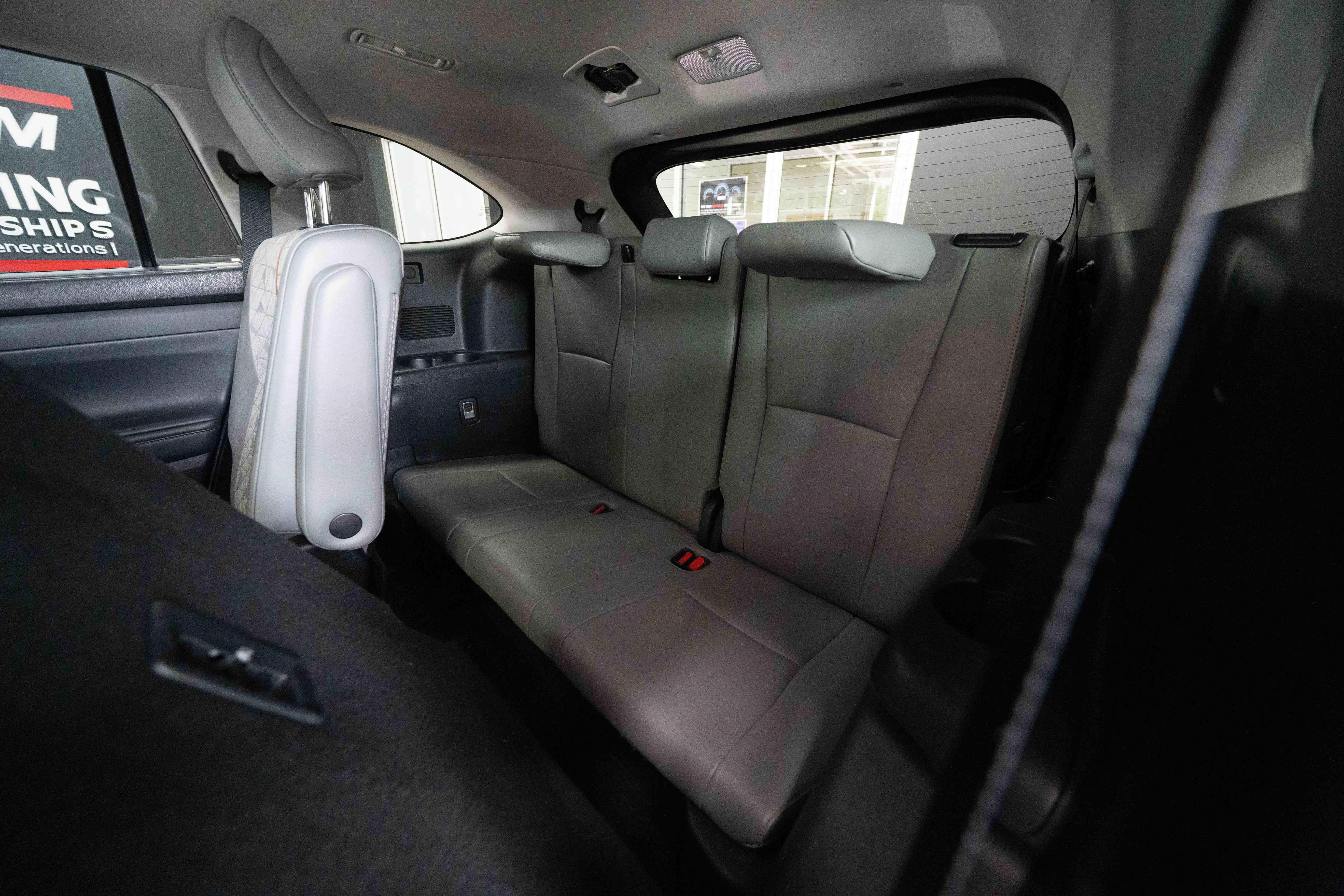 Used 2022 Toyota Highlander Bronze Edition AWD/4WD image 24