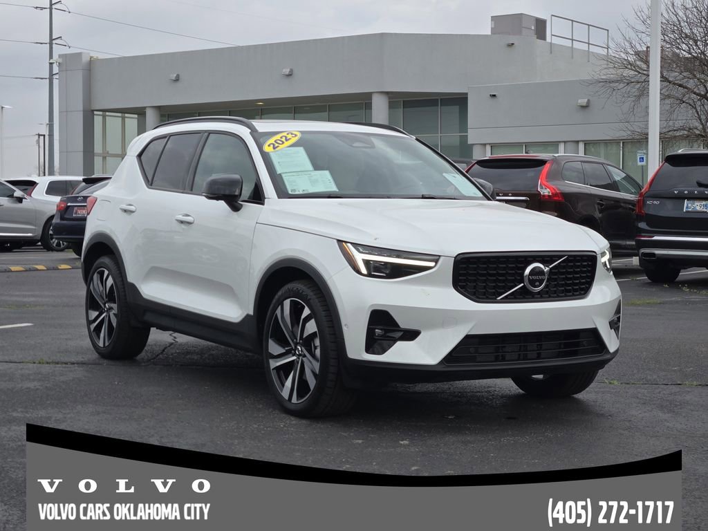 Certified 2023 Volvo XC40 B5 Ultimate w/ Protection Package Premier video 2