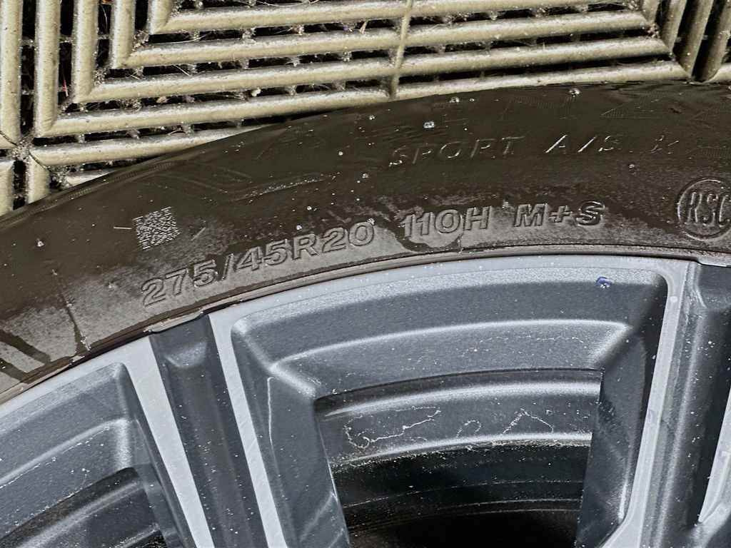 Used 2021 BMW X5 xDrive40i w/ M Sport Package image 32