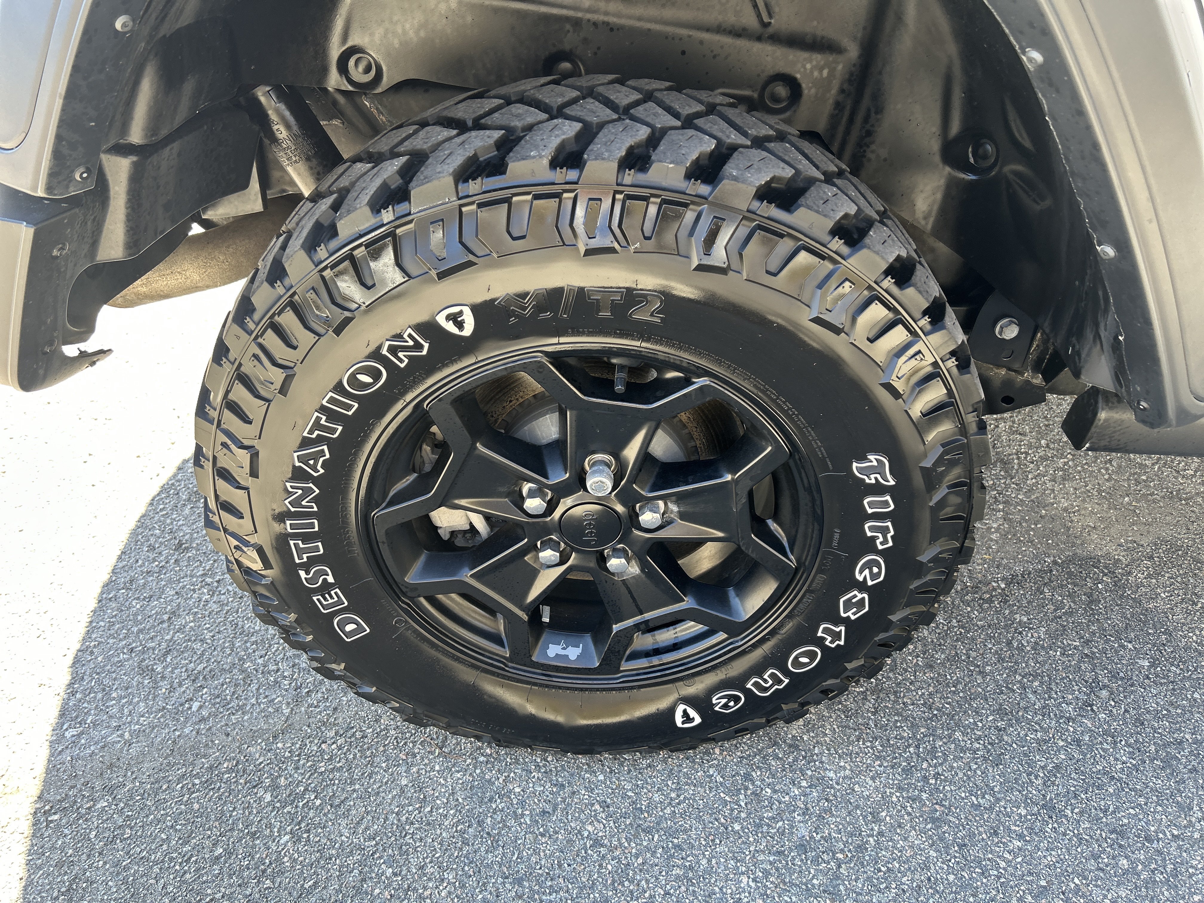 Used 2023 Jeep Wrangler Unlimited w/ Cold Weather Group AWD/4WD image 12