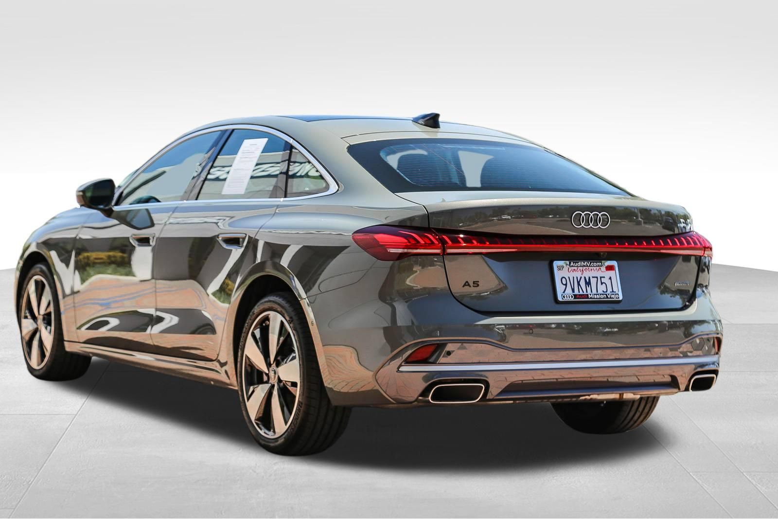 Certified 2025 Audi A5 2.0T Premium w/ Convenience Package AWD/4WD image 4