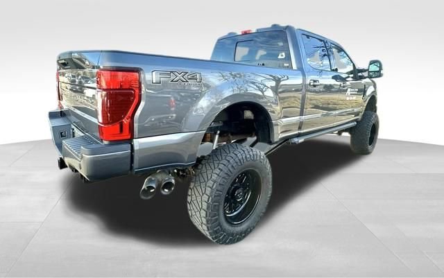 Used 2022 Ford F350 Lariat w/ Black Appearance Package image 8