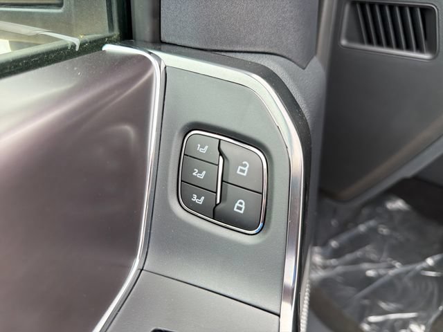 New 2026 Ford F250 Platinum AWD/4WD image 20