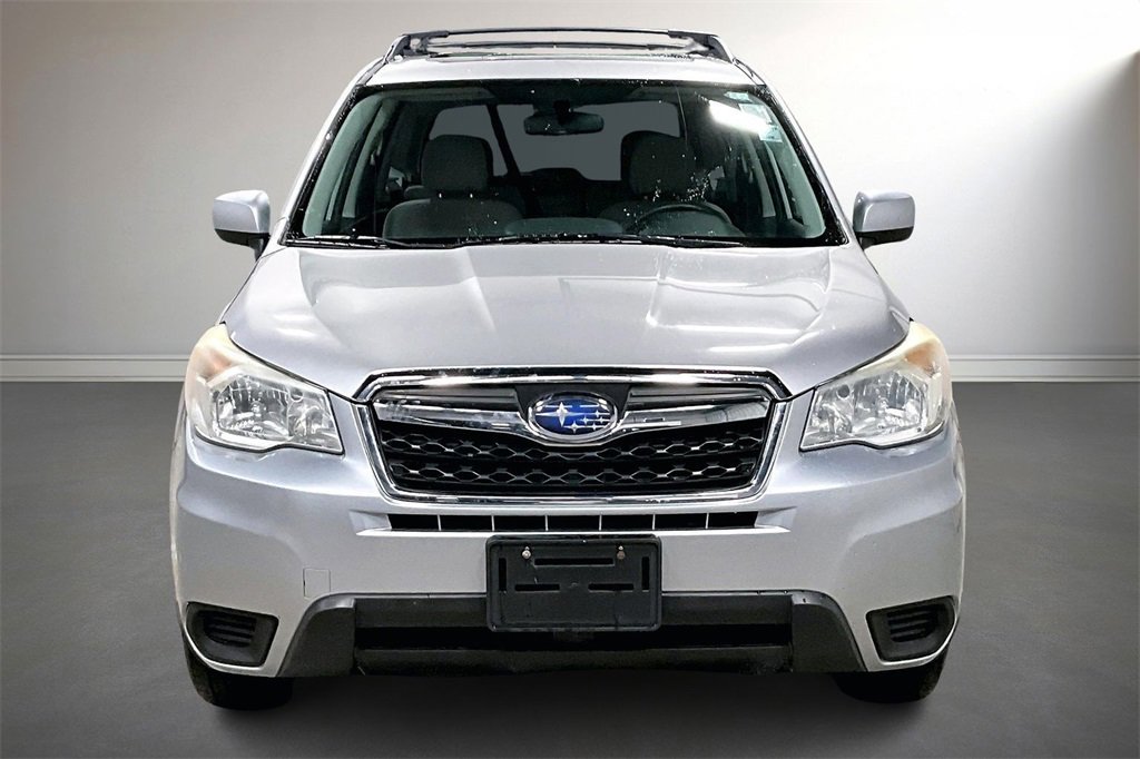Used 2014 Subaru Forester 2.5i Premium w/ All-Weather Package image 2
