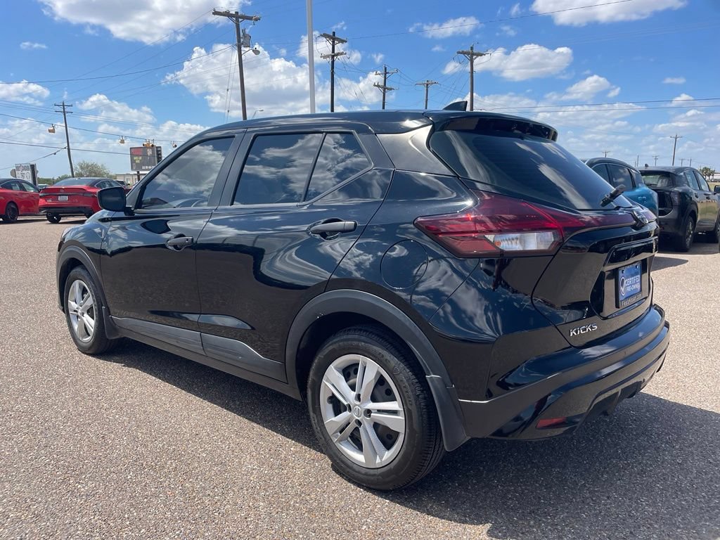 Certified 2025 Nissan Kicks Play S FWD image 5