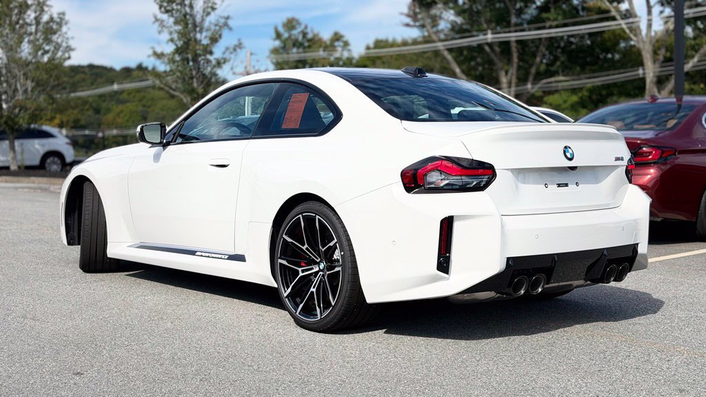 New 2026 BMW M2 w/ Lighting Package RWD image 4