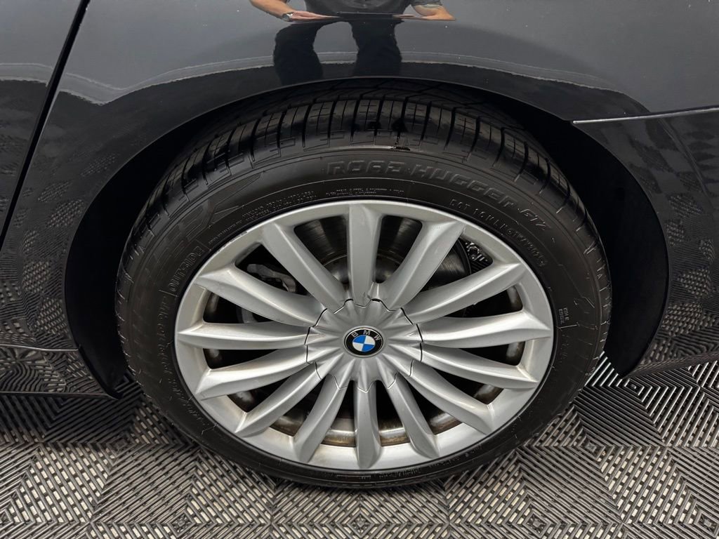 Used 2022 BMW 740i RWD image 20