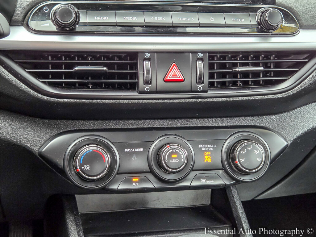 Used 2024 Kia Forte LXS w/ LXS Technology Package image 21