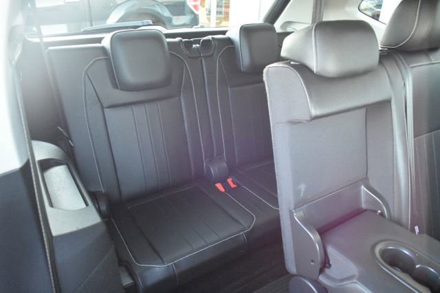 Used 2023 Volkswagen Tiguan SE image 41